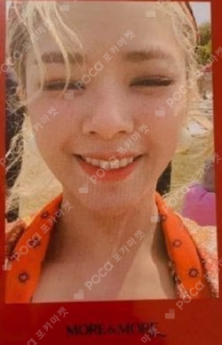 MORE&MORE JEONGYEON photocard image
