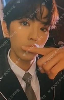 HELLO' Chapter 2. Hello, Strange Place STRANGE PLACE ver. YONGHEE photocard image