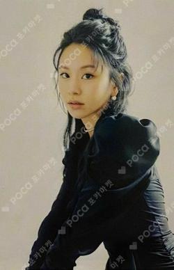 4TH WORLD TOUR 'Ⅲ' Trading Card CHAEYOUNG photocard image