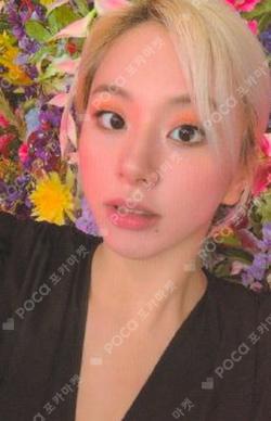 Eyes wide open CHAEYOUNG photocard image