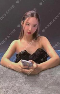 TWICE NAYEON photocard image