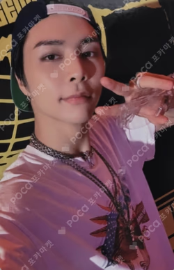 2 Baddies NCT 127 X Peaches. Pop-up @ D8NE STORE T-SHIRT / CAP