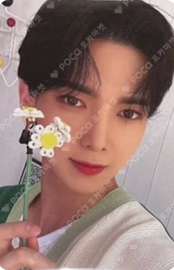 ATEEZ X EVERLINE POP-UP STORE ATINY ROOM RANDOM GIFT BOX