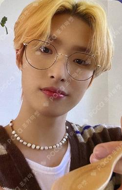 ATEEZ X EVERLINE POP-UP STORE ATINY ROOM RANDOM GIFT BOX MINGI photocard image