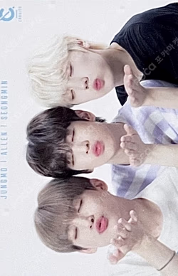 CRAVITY THE 1st FAN-CON 'CENTER OF GRAVITY' IN JAPAN RANDOM TRADING CARDS