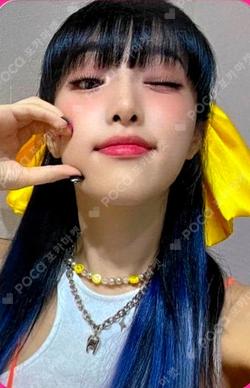 SMARTPHONE APPLEMUSIC YENA photocard image