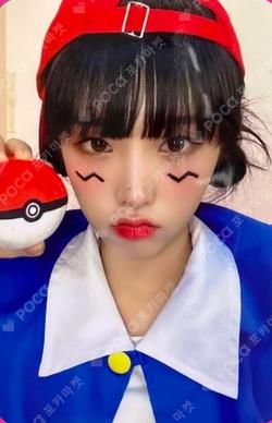 Imagen de la photocard de YENA de YENA