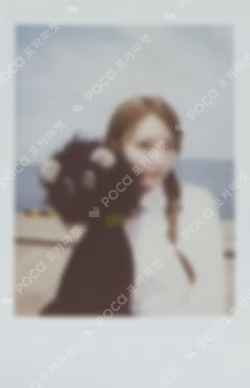 ANTIFRAGILE INSTANT PHOTO CARD 7