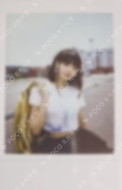 ANTIFRAGILE INSTANT PHOTO CARD 7