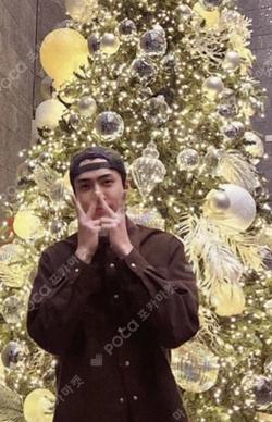 2022 PINK CHRISTMAS PHOTO CARD RANDOM PACK