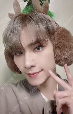 2022 PINK CHRISTMAS PHOTO CARD RANDOM PACK