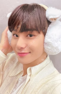 2022 PINK CHRISTMAS PHOTO CARD RANDOM PACK
