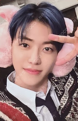 2022 PINK CHRISTMAS PHOTO CARD RANDOM PACK