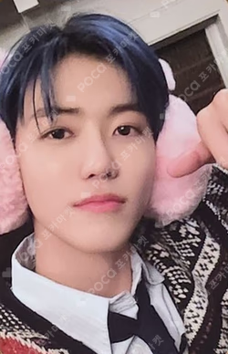 2022 PINK CHRISTMAS PHOTO CARD RANDOM PACK