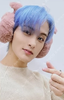 2022 PINK CHRISTMAS PHOTO CARD RANDOM PACK