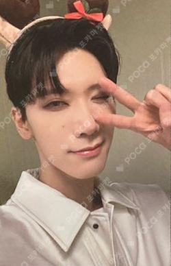 2022 PINK CHRISTMAS PHOTO CARD RANDOM PACK TEN photocard image