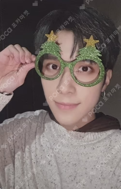 2022 PINK CHRISTMAS PHOTO CARD RANDOM PACK