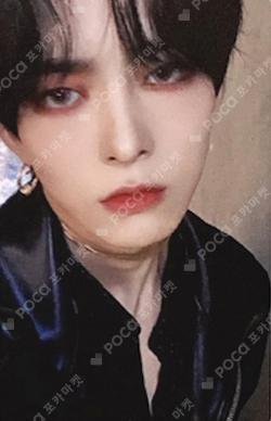 Continuous DARK ver. SUBIN photocard image