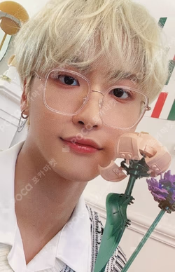 ATEEZ X EVERLINE POP-UP STORE ATINY ROOM TRADING CARD