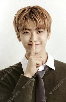 2023 SEASON'S GREETINGS YES24