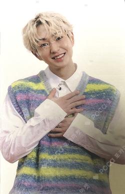 2023 SEASON'S GREETINGS 11St ONEW photocard image