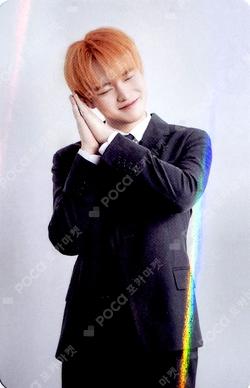 2023 SEASON'S GREETINGS HOTTRACKS CHENLE photocard image