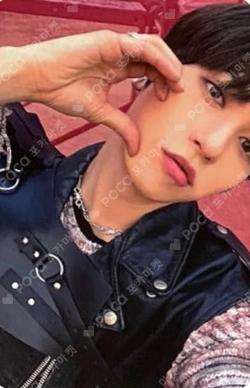 BLOOD MOON THEATRE Ver. KEONHEE photocard image
