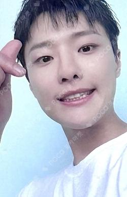 2023 WOODZ Season's Greetings Youth