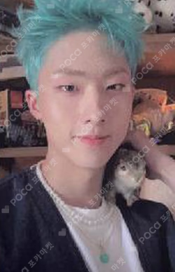 2022 P1Harmony SEASON’S GREETINGS APPLEMUSIC JIUNG photocard image