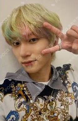 DISHARMONY : FIND OUT YIZHIYU THEO photocard image