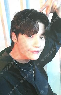 THE WORLD EP.1 : MOVEMENT BEATROAD FAN SIGNING EVENT WINNER WOOYOUNG photocard image