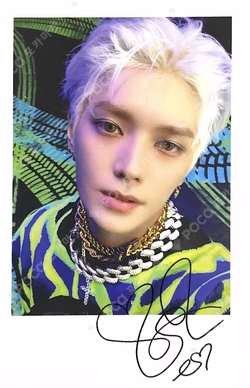 2 Baddies '질주' STREET 4X6 PHOTO + POLAROID SET
