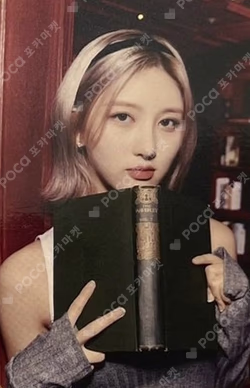 IVE THE FIRST FAN CONCERT The Prom Queens RANDOM PHOTOCARD PACK