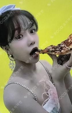 Op.22 Y-Waltz : in Minor EVERLINE JOYURI photocard image