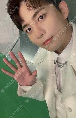 THE WORLD EP.1 : MOVEMENT hello82 JONGHO photocard image