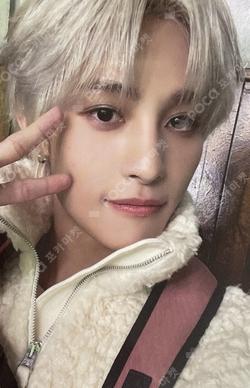 SMTOWN LIVE 2023 SMCU PALACE@KWANGYA 4X6 PHOTO + PHOTOCARD SET YANGYANG photocard image