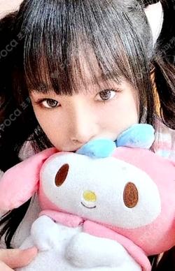 Love War EVERLINE YENA photocard image