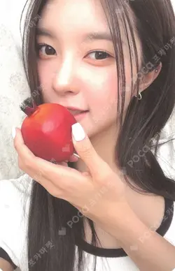 LOVESTRUCK! EYE CONTACT ver.