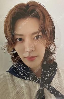 2023 SEASON'S GREETINGS PHOTO CARD COLLECT BOOK YUTA photocard image