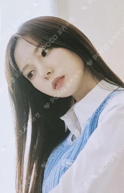 LOVESTRUCK! Platform Ver. YUJIN photocard image