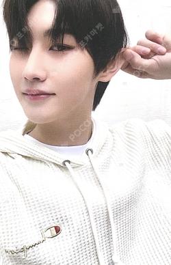 Love Never Dies M2U TAEHUN photocard image