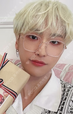 ATEEZ X EVERLINE POP-UP STORE ATINY ROOM TRADING CARD