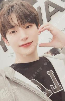 3RD ANNIVERSARY PHOTOBOOK - REMEMBER OUR TIME STARSHIPSQUARE JUNGMO photocard image