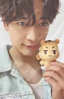 THE MOMENT OF Shine RANDOM TRADING CARD SET