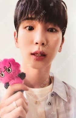 THE MOMENT OF Shine RANDOM TRADING CARD SET Key photocard image