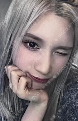 LOVESTRUCK! MUSICPLANT HUENING BAHIYYIH photocard image