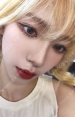 aespa KARINA photocard image