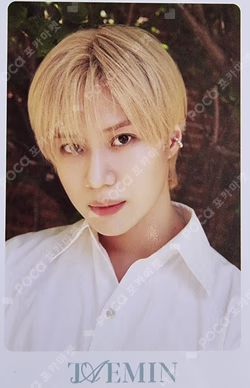 THE MOMENT OF Shine RANDOM TRADING CARD SET