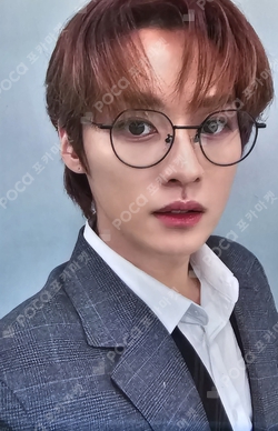 Pocamarket, Stray Kids LEE KNOW (5-STAR) BROADCAST K-pop Photocard