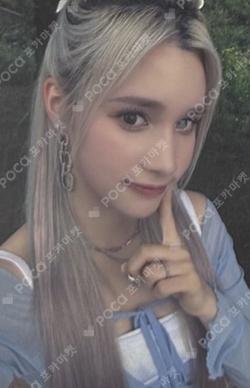 LOVESTRUCK! YGLOBAL MUSIC HUENING BAHIYYIH photocard image